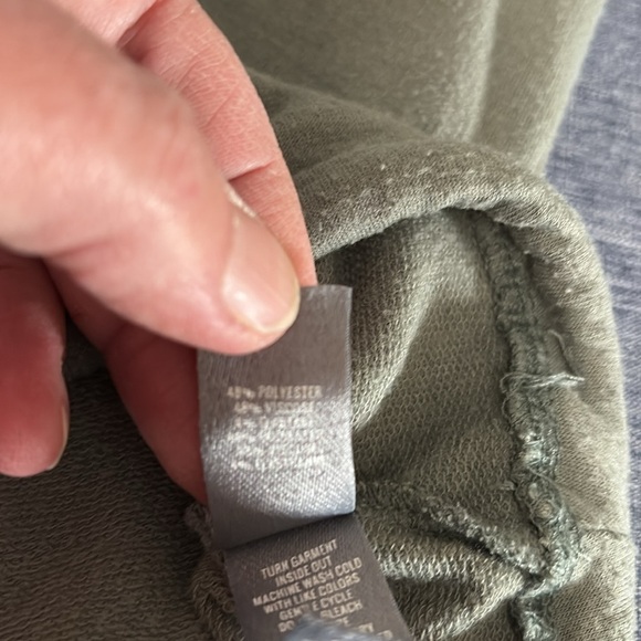 Women’s Aerie Size S Cropped Lightweight Oversized Hoodie - Picture 7 of 7